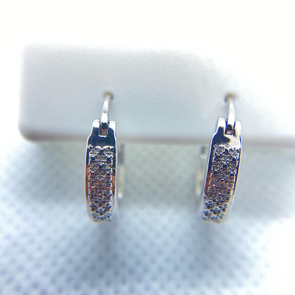 The perfect real diamond hoops - Picture 1 of 4